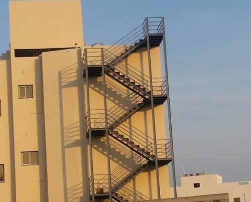 مؤسسة قاسم علي القاسم للمظلات والسواتر